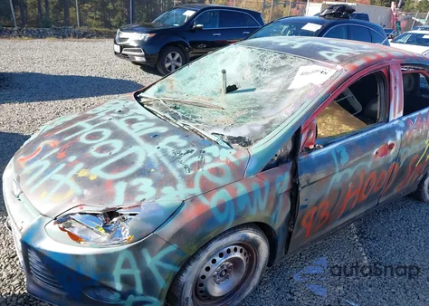 2014 Ford Focus Se from USA, damaged, VIN 1FADP3F23EL170114